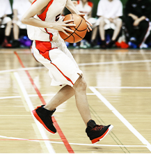 矯正をするかどうか悩んでいる