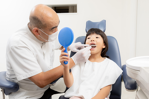 お子さまの成長に合わせた治療